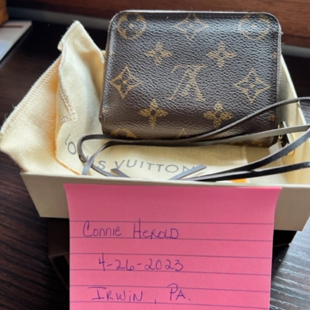 Louis Vuitton Zippy Coin Purse